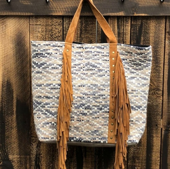 NWT country fringe leather paisley tote blue aztec - Picture 2 of 2